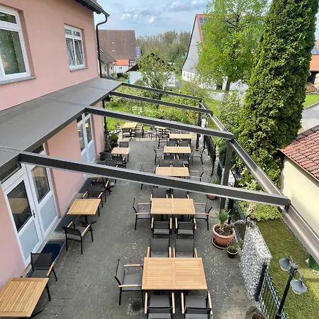 Zum Baeren Отель Buhlertann